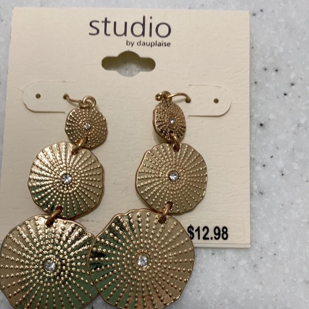 NWT Gold Tone and Rhinestone Earrings